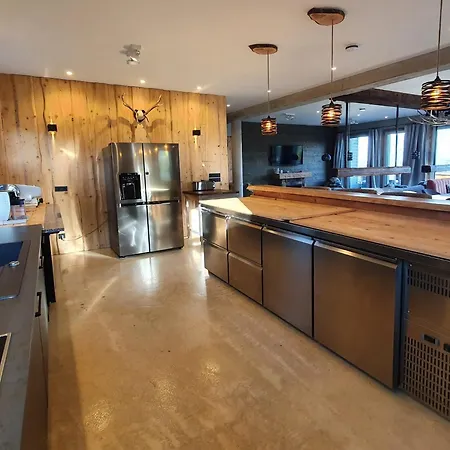 Wlodgeone Guest house 4*