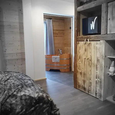 Guest house Wlodgeone 4*
