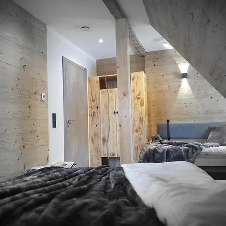 Wlodgeone Guest house *